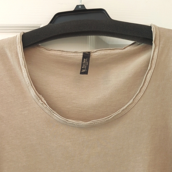 Tee Shop by Victoria's Secret Tan Scoop Neck Oversized Raw Edge Tee Size Small - Picture 3 of 5